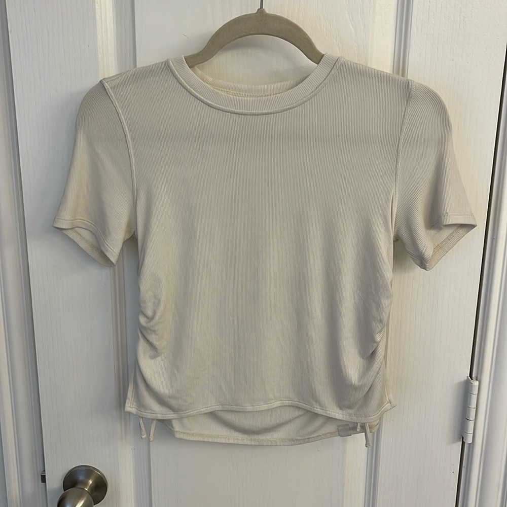 Lululemon top with ties on the sides